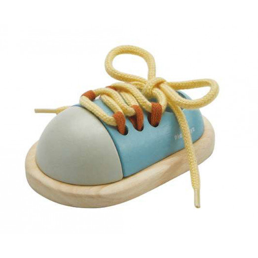 Chaussure à lacer