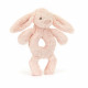 Hochet d'éveil grabber lapin Bashful - Blush