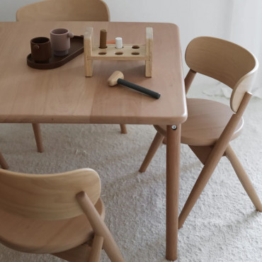 Petite table carrée - Hêtre