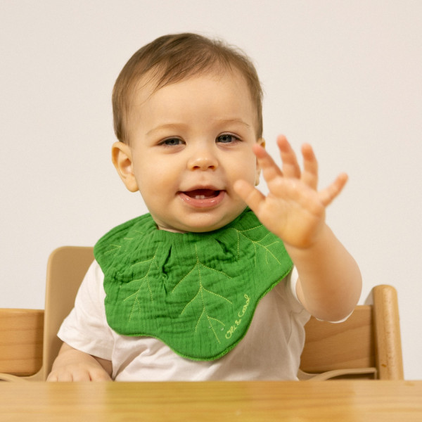 Bavoir en coton bio - Kendall le chou Kale
