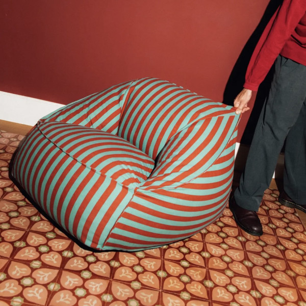 Pouf adulte Ziggy à rayures - Rouge et vert