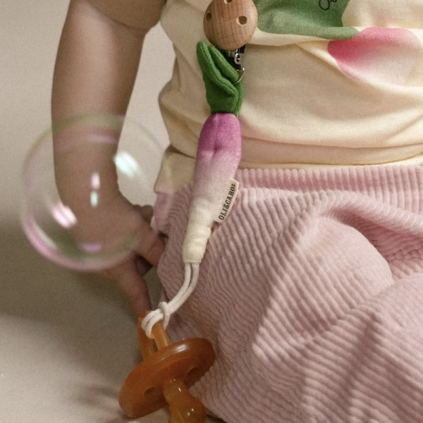 Attache tétine - Ramona le radis