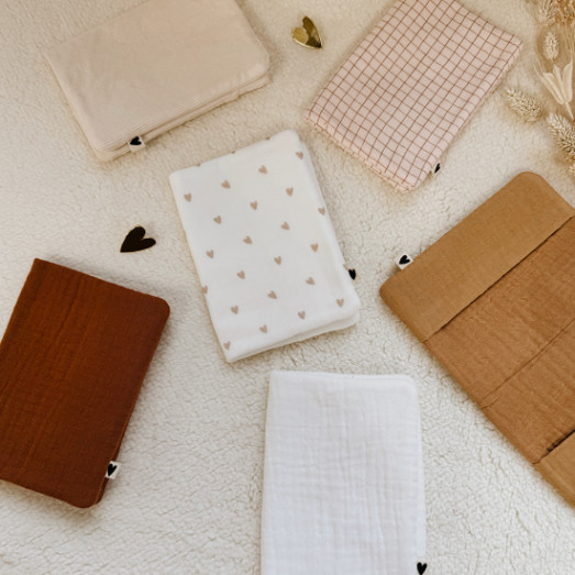 Protège passeport Léopard marron - Globe trotteur