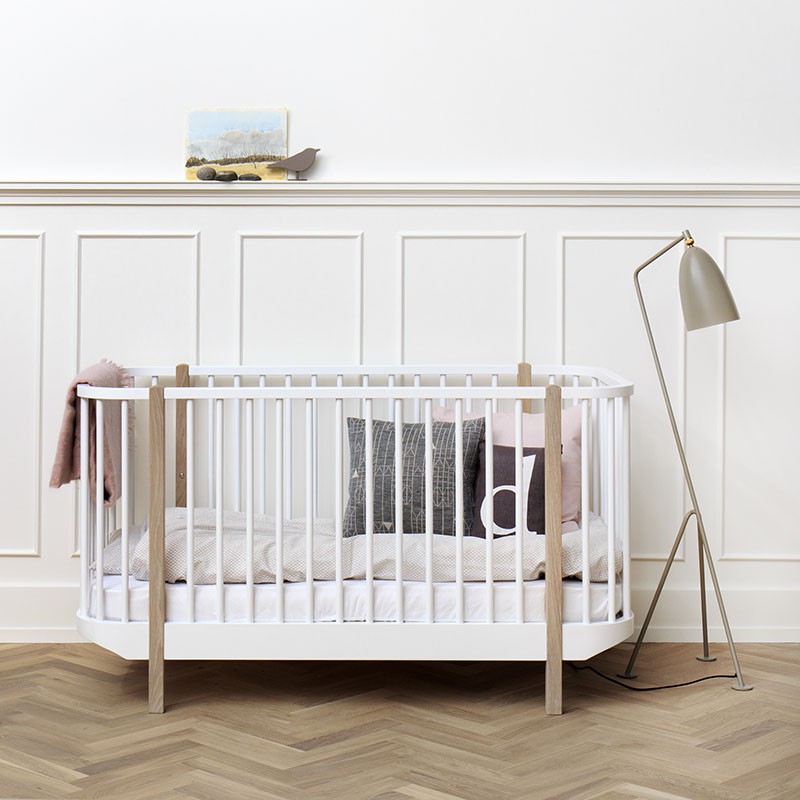 Lit bébé évolutif Wood 70x140 cm - Blanc et chêne - Le Pestacle de