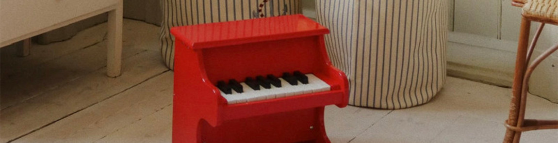 Pianos